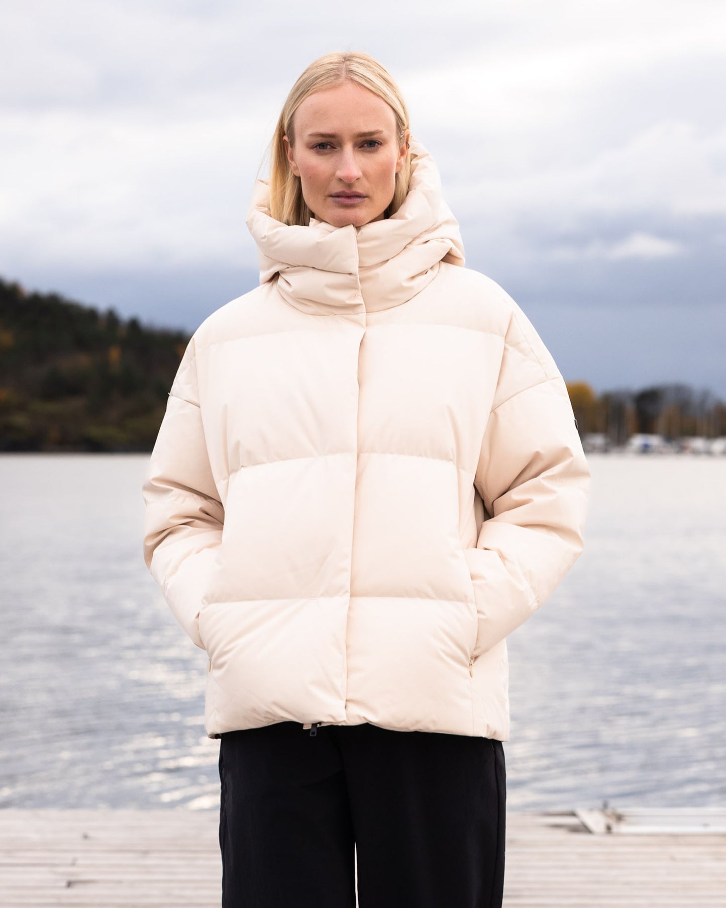 Acme II — Neutral White