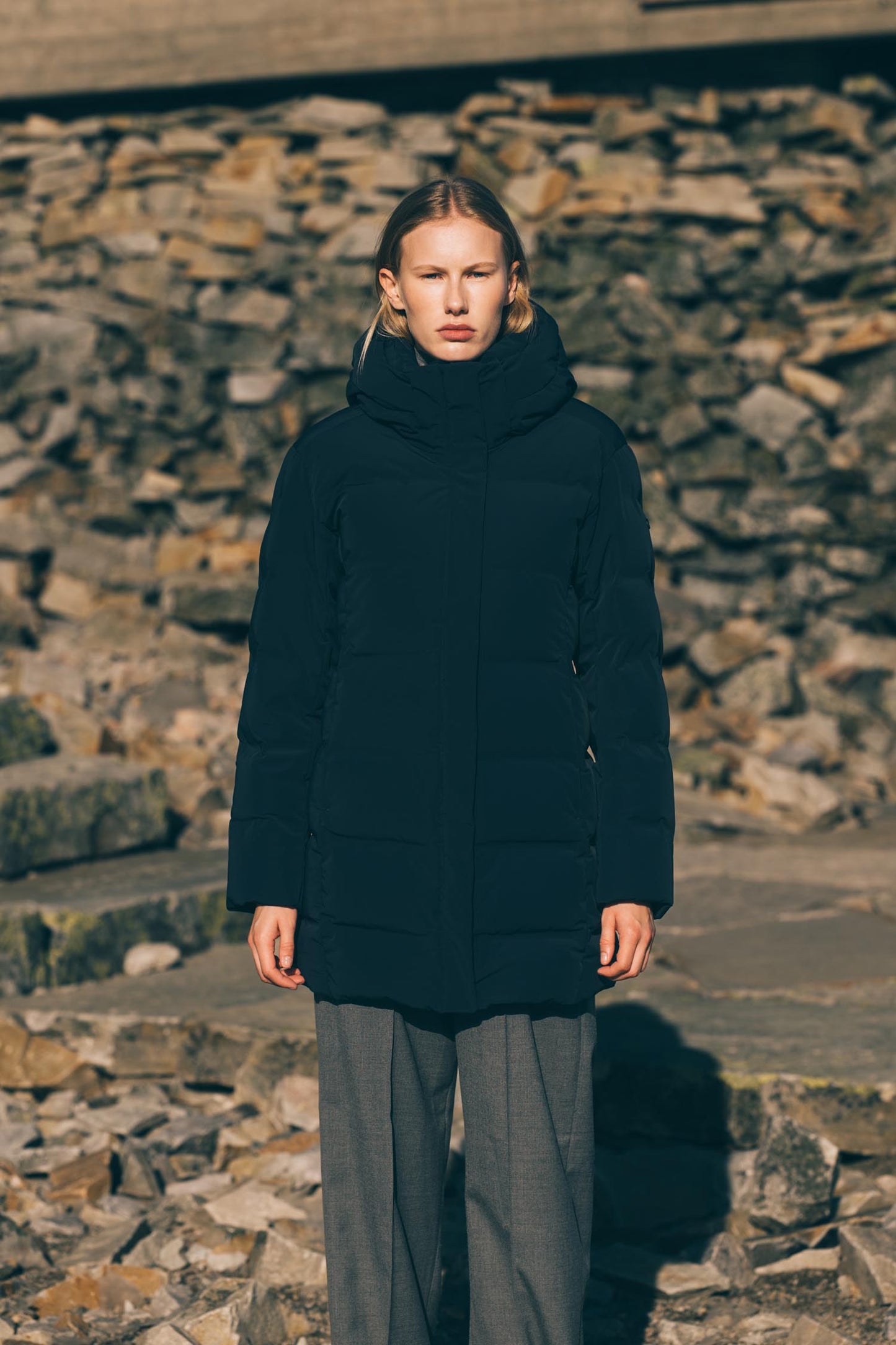 Noon II Apex — Navy