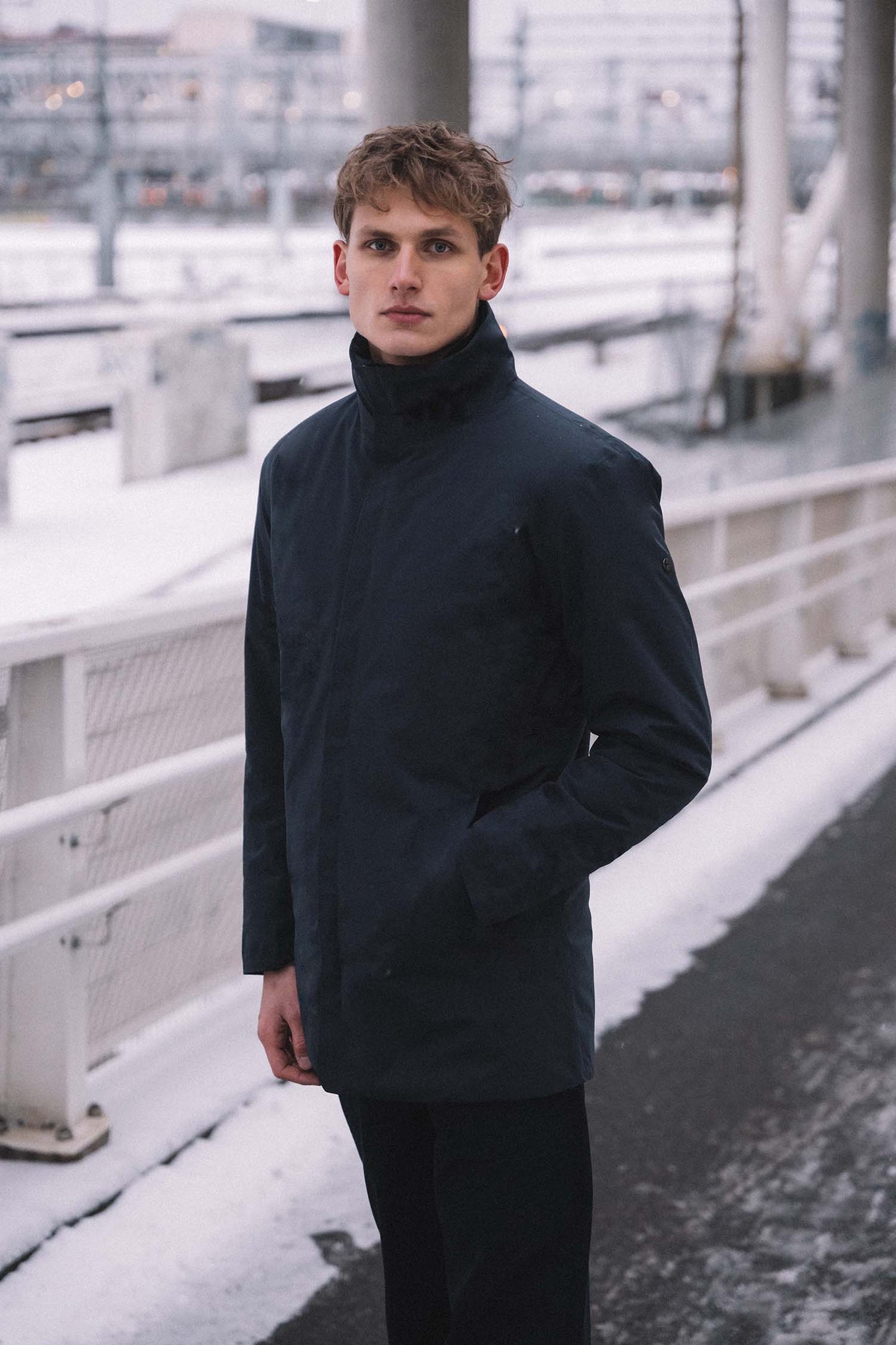 Town — Mitternachtsblau