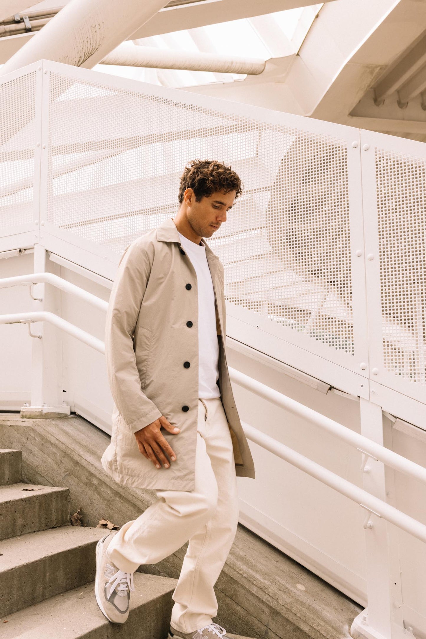 Ascend – Khaki