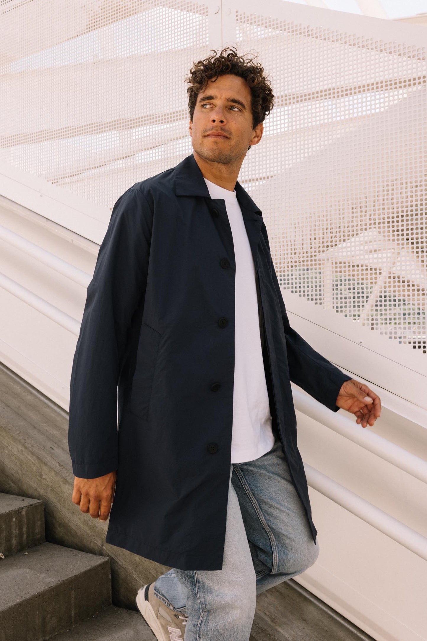 Ascend – Marineblau