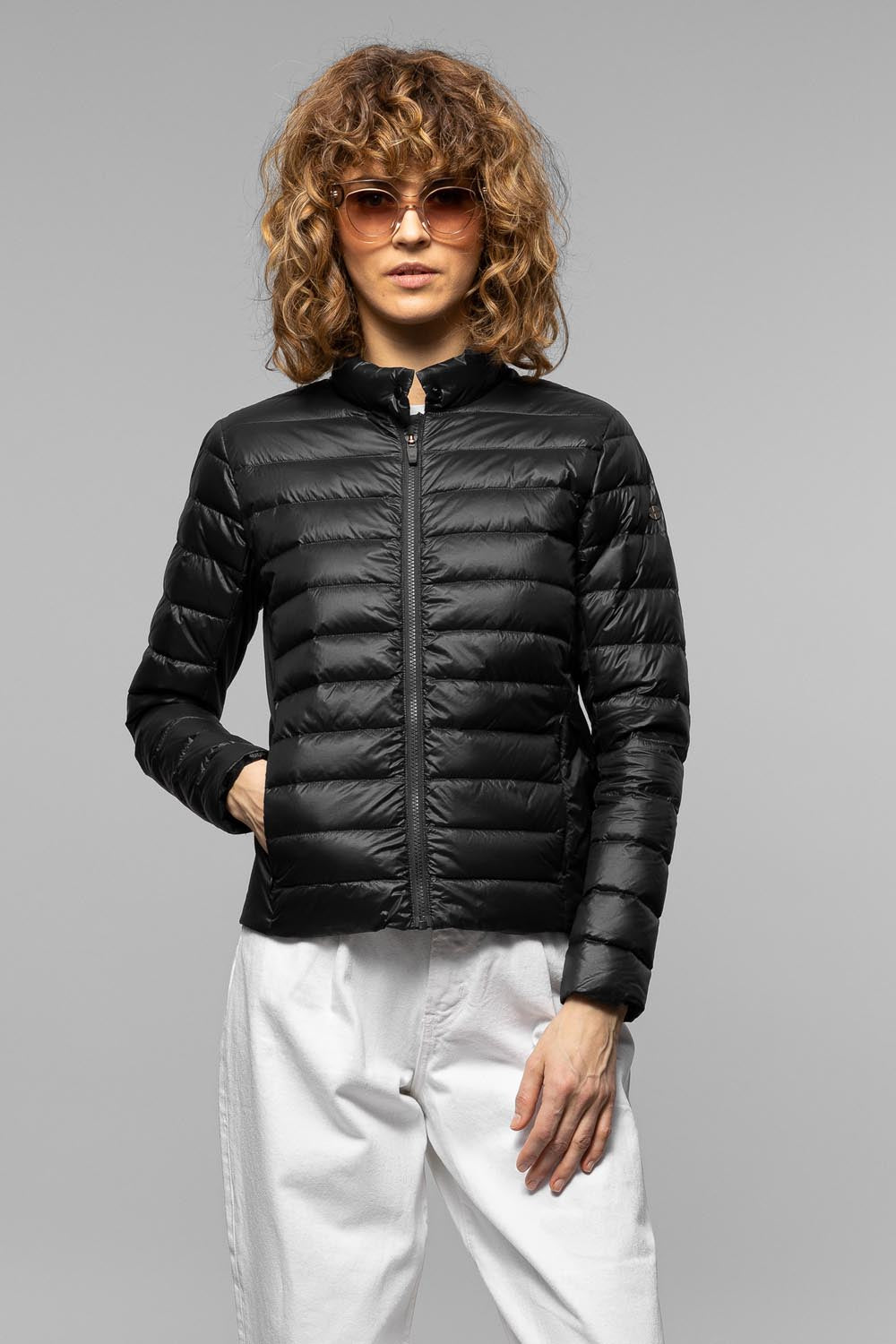 Feder – Onyx