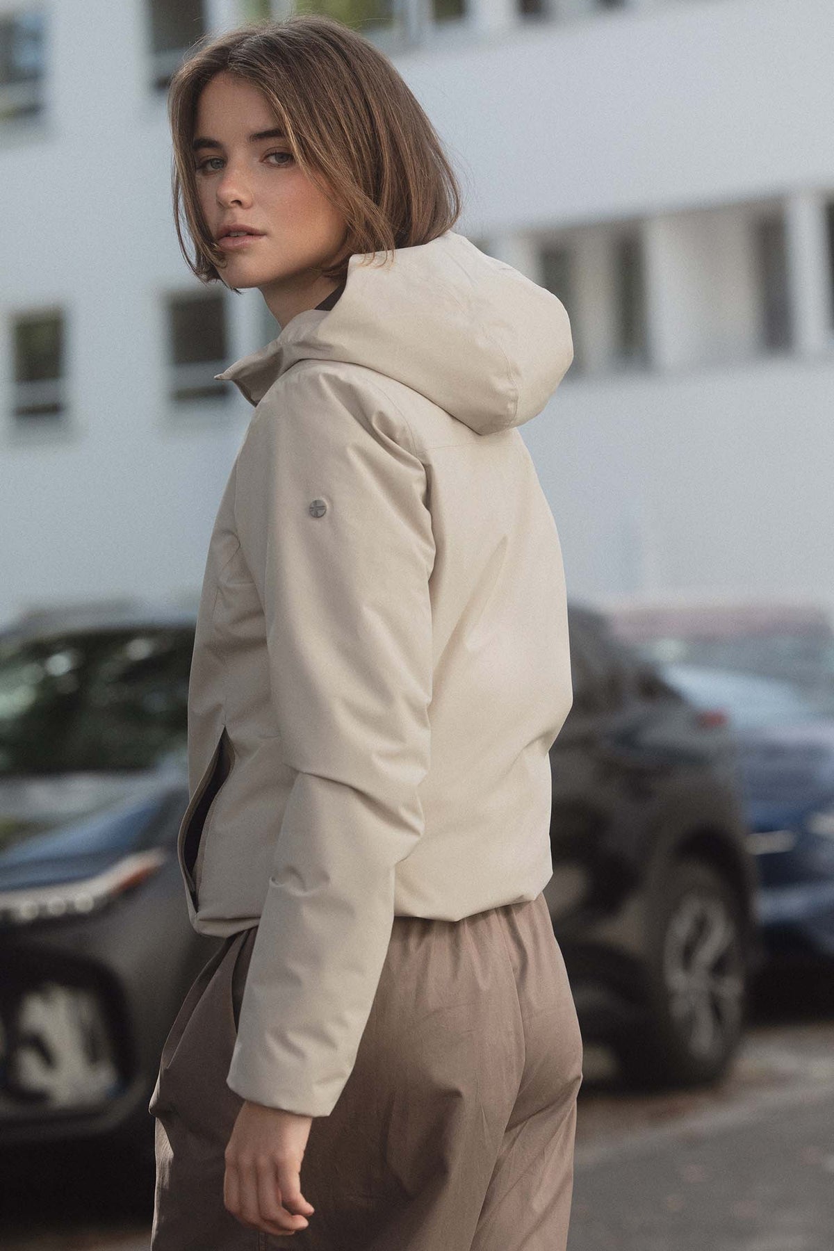 Link — Dunkles Taupe