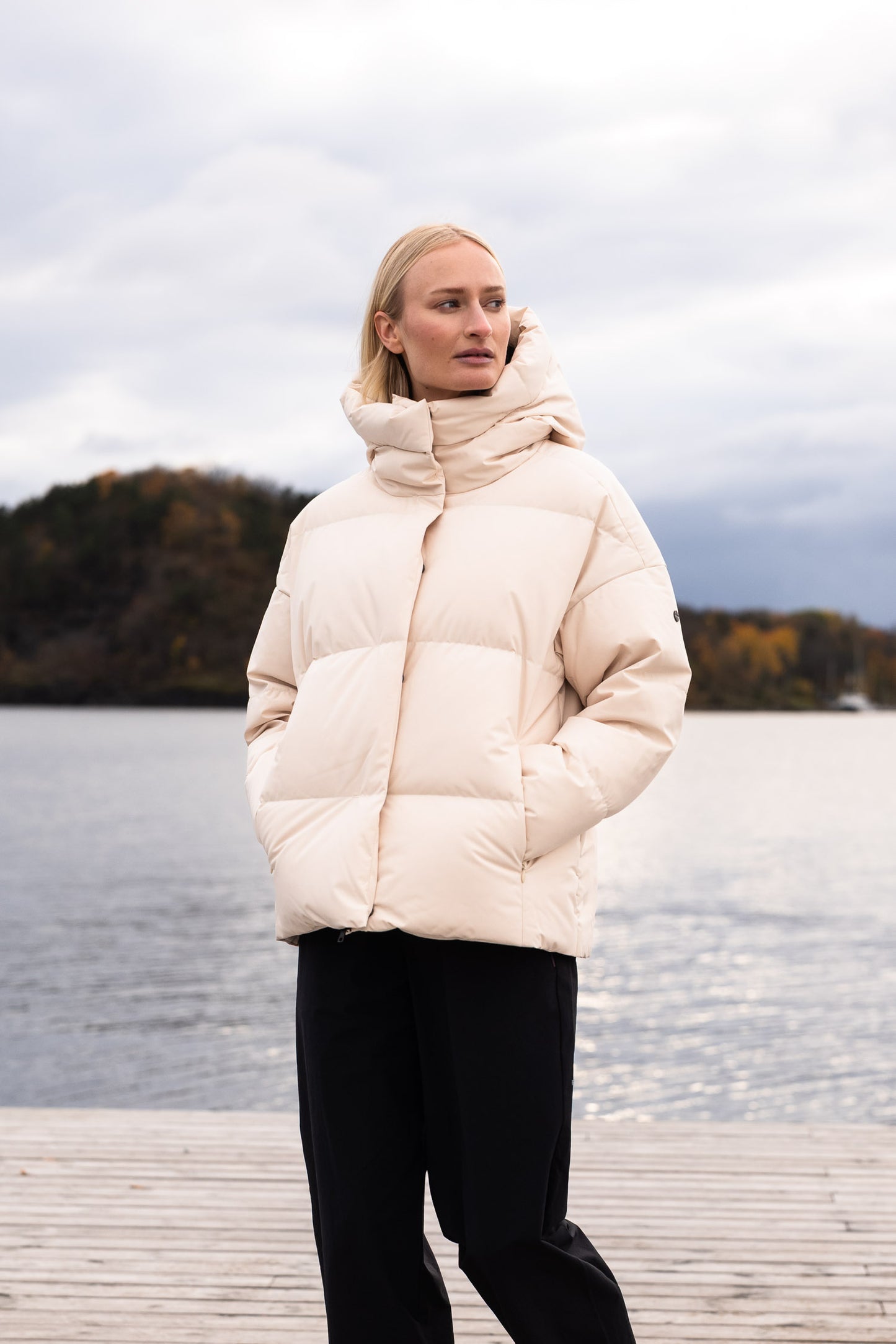 Acme II — Neutral White