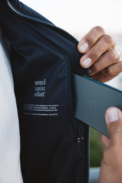 Studio — Mitternachtsblau